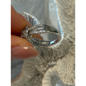 Beautiful 925 Sterling Silver Cz Ring Size 6
