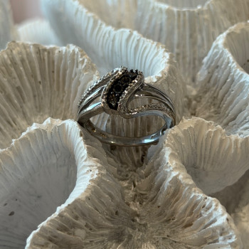 Jwbr 925 Sterling Silver Black & White Diamond Ring Size 7