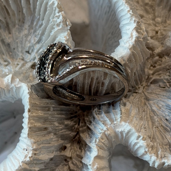 Jwbr 925 Sterling Silver Black & White Diamond Ring Size 7