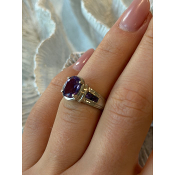 Beautiful 925 Sterling Silver Amethyst Ring Size 6