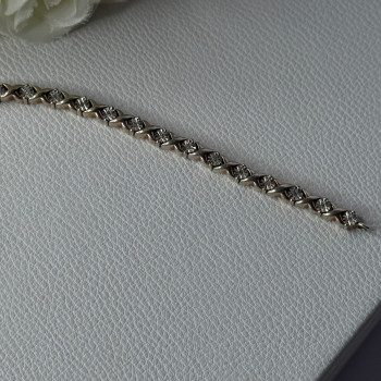 Classy 925 Sterling Silver Diamonds Bracelet Length 6.5 Inch