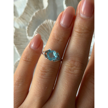 925 Sterling Silver Blue Topaz Ring Size 5