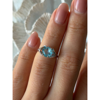 925 Sterling Silver Blue Topaz Ring Size 5