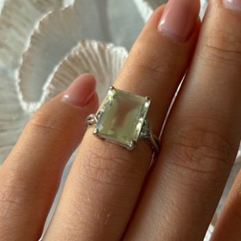 925 Sterling Silver Green Quartz & White Topaz Ring Size 6