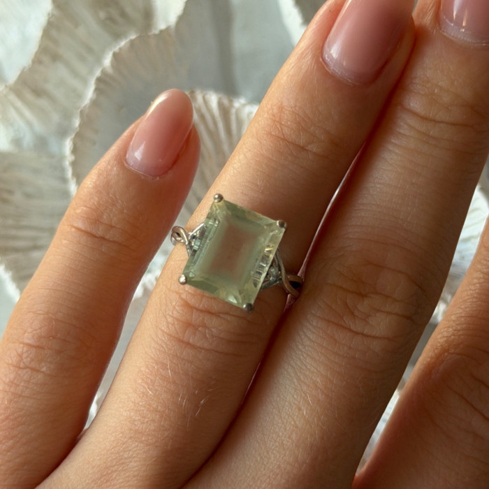 925 Sterling Silver Green Quartz & White Topaz Ring Size 6