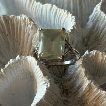 925 Sterling Silver Green Quartz & White Topaz Ring Size 6
