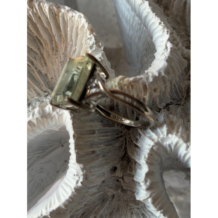925 Sterling Silver Green Quartz & White Topaz Ring Size 6