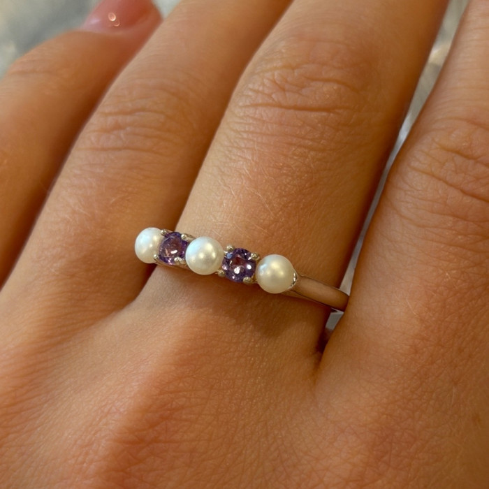 925 Sterling Silver Amethyst & Pearl Ring Size 11