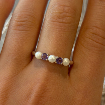 925 Sterling Silver Amethyst & Pearl Ring Size 11