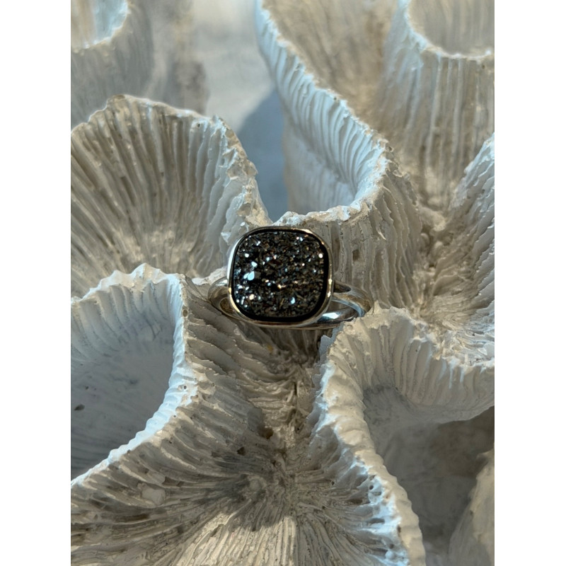925 Sterling Silver Black Druzy Quartz Ring Size 5