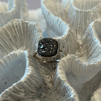 925 Sterling Silver Black Druzy Quartz Ring Size 5