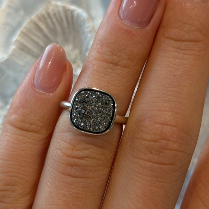 925 Sterling Silver Black Druzy Quartz Ring Size 5