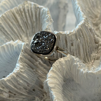 925 Sterling Silver Black Druzy Quartz Ring Size 5