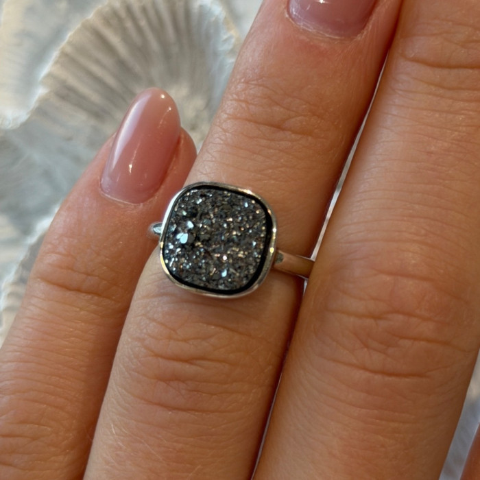 925 Sterling Silver Black Druzy Quartz Ring Size 5
