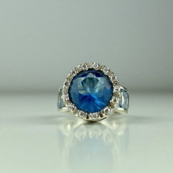 925 Sterling Silver CZ Ring Size 6.5
