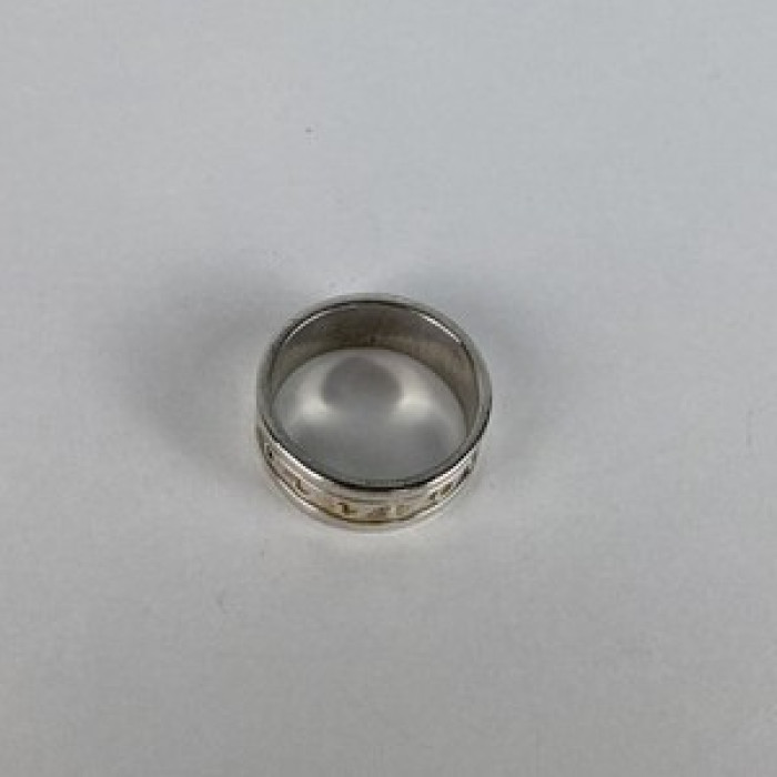 925 Sterling Silver Classic Ring Size 8.5
