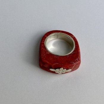 925 Sterling Silver Coral Exclusive Ring Size 10