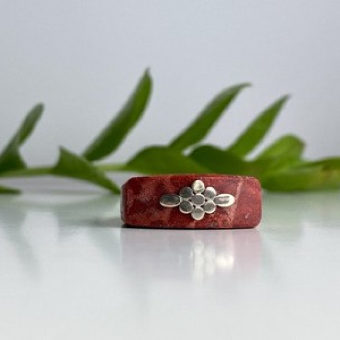 925 Sterling Silver Coral Exclusive Ring Size 10