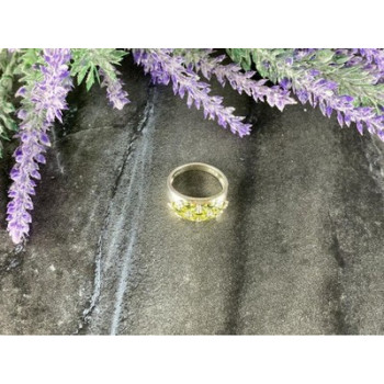925 Sterling Silver Chrysolite Ring Size 9.5