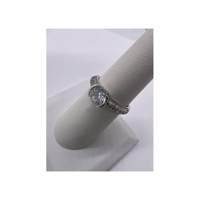 925 Sterling Silver CZ Ring Size 6.5