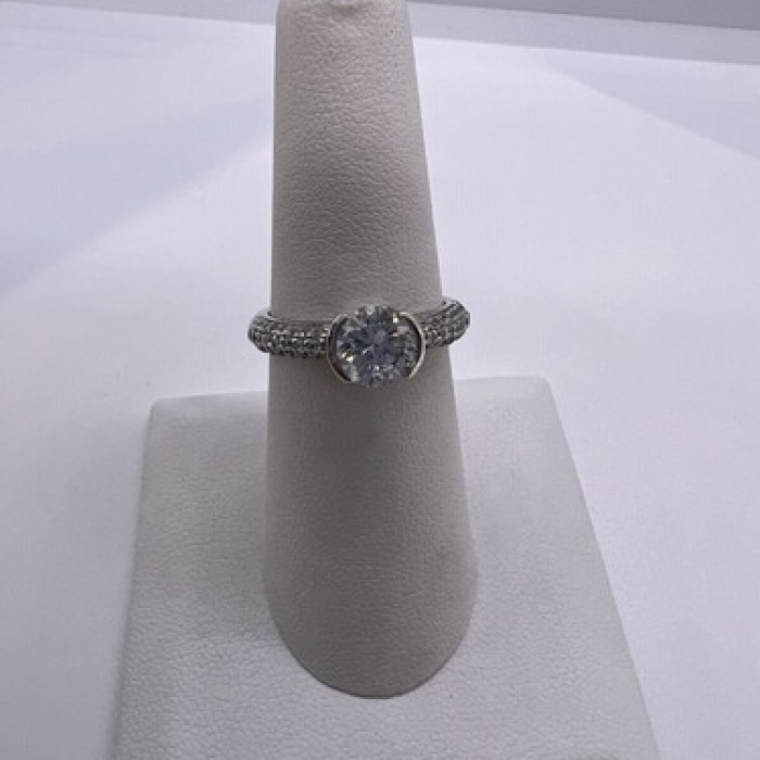 925 Sterling Silver CZ Ring Size 6.5