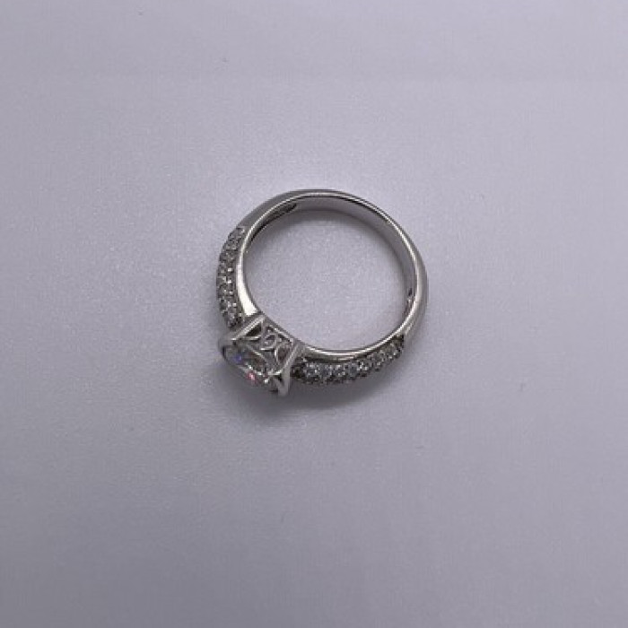 925 Sterling Silver CZ Ring Size 6.5