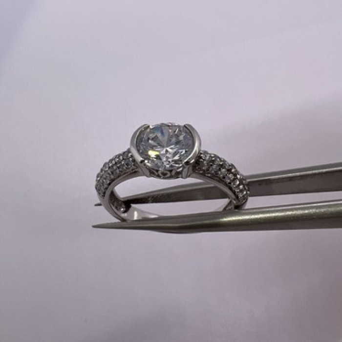 925 Sterling Silver CZ Ring Size 6.5