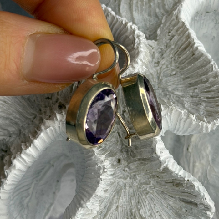 Beautiful Vintage 925 Sterling Silver Amethyst Earrings