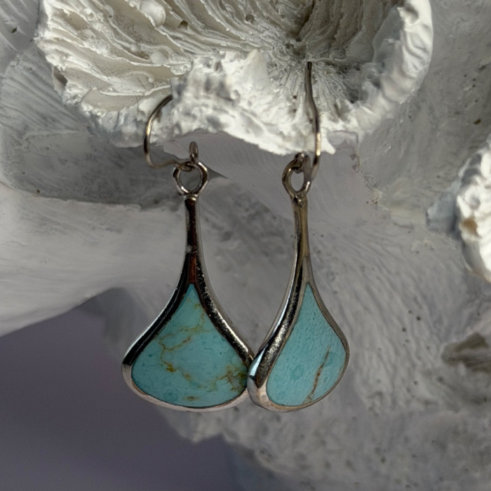 925 Sterling Silver Turquoise Earrings Length 1.40 Inch
