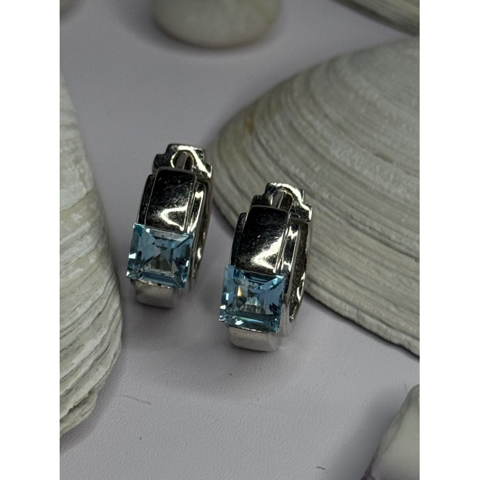 925 Sterling Silver Blue Topaz Earrings Length 0.8 Inch