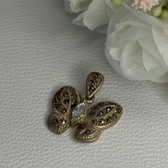 925 Sterling Silver Butterfly Beryl & Marcasite Pendant Length 0.90 Inch