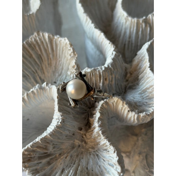 925 Sterling Silver Pearl Ring Size 9