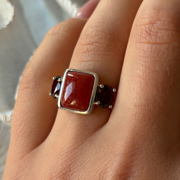 925 Sterling Silver Carnelian & Garnet Ring Size 7