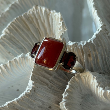 925 Sterling Silver Carnelian & Garnet Ring Size 7