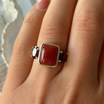 925 Sterling Silver Carnelian & Garnet Ring Size 7