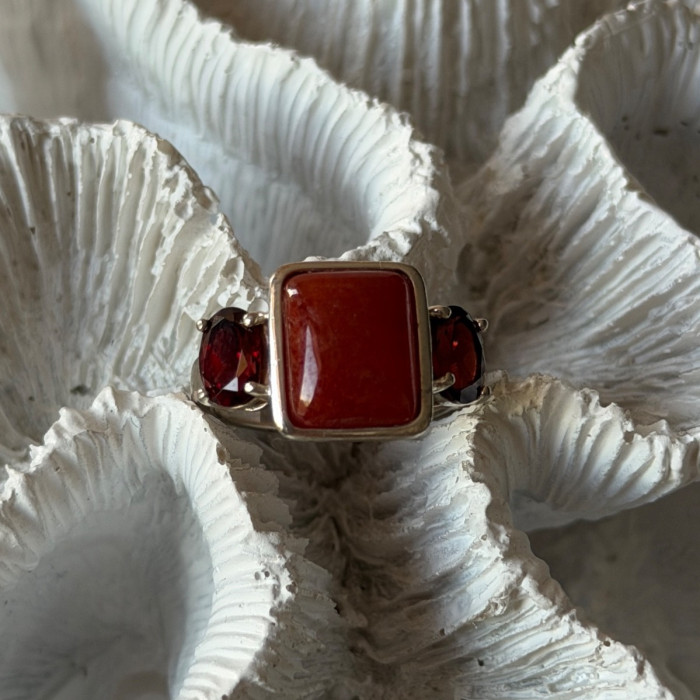 925 Sterling Silver Carnelian & Garnet Ring Size 7