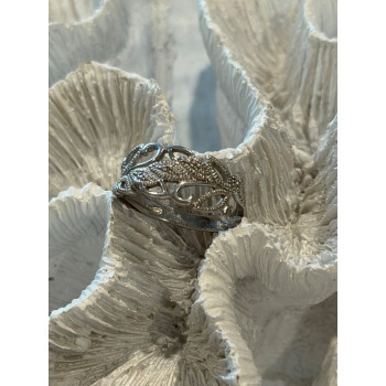 Open Leaf Design 925 Sterling Silver Diamond Ring Size 8