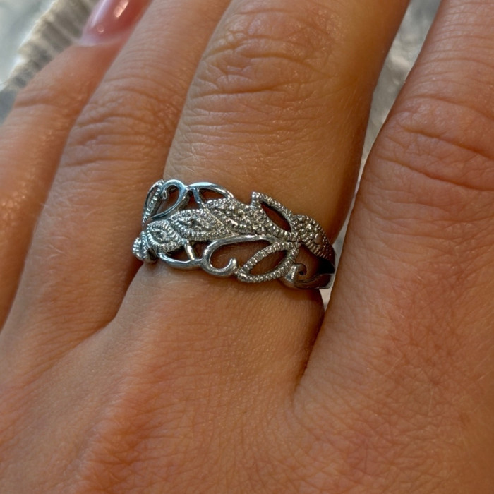Open Leaf Design 925 Sterling Silver Diamond Ring Size 8