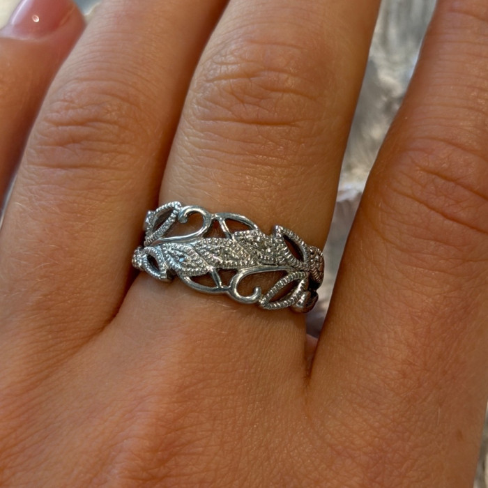 Open Leaf Design 925 Sterling Silver Diamond Ring Size 8