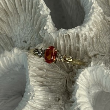 10k Yellow Gold Orange Tourmaline & Diamonds Ring Size 7