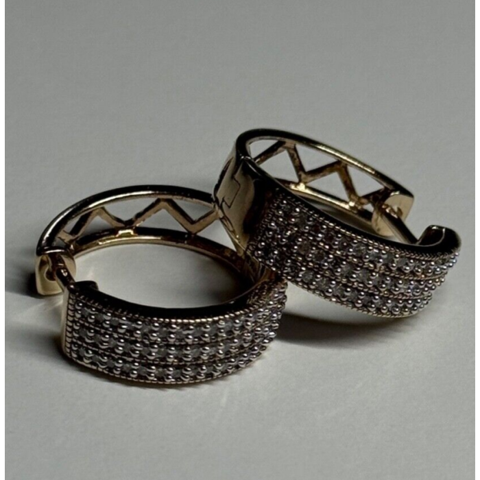 10K Yellow Gold Diamonds 0.9 Carat Earrings Length 18 mm