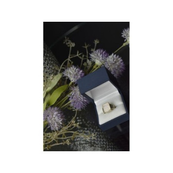 925 Sterling Silver Mother of Pearl Ring Size 6.5