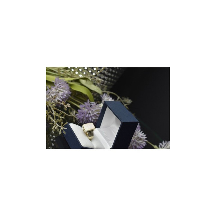 925 Sterling Silver Mother of Pearl Ring Size 6.5