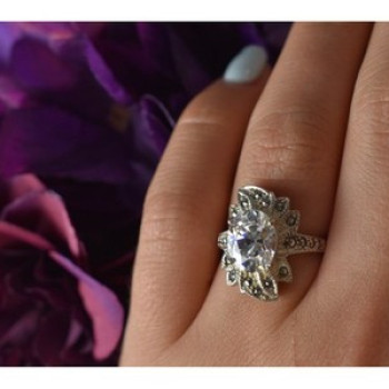 925 Sterling Silver CZ & Marcasites Ring Size 6.5