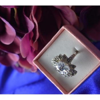 925 Sterling Silver CZ & Marcasites Ring Size 6.5