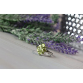 925 Sterling Silver Peridot Ring Size 8