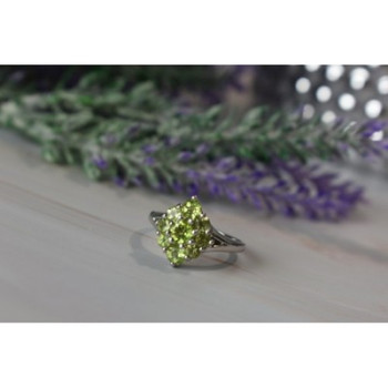925 Sterling Silver Peridot Ring Size 8