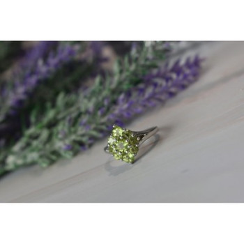 925 Sterling Silver Peridot Ring Size 8