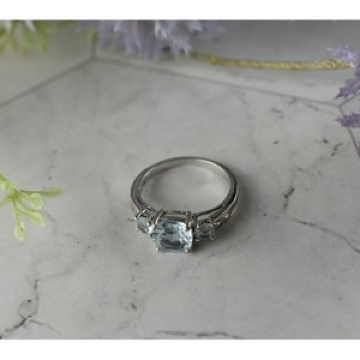 925 Sterling Silver Blue and Colorless Spinel Ring Size 6.5