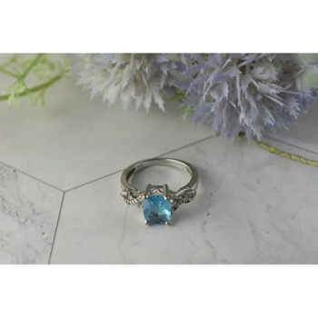 925 Sterling Silver Blue Topaz and Quartz Ring Size 7